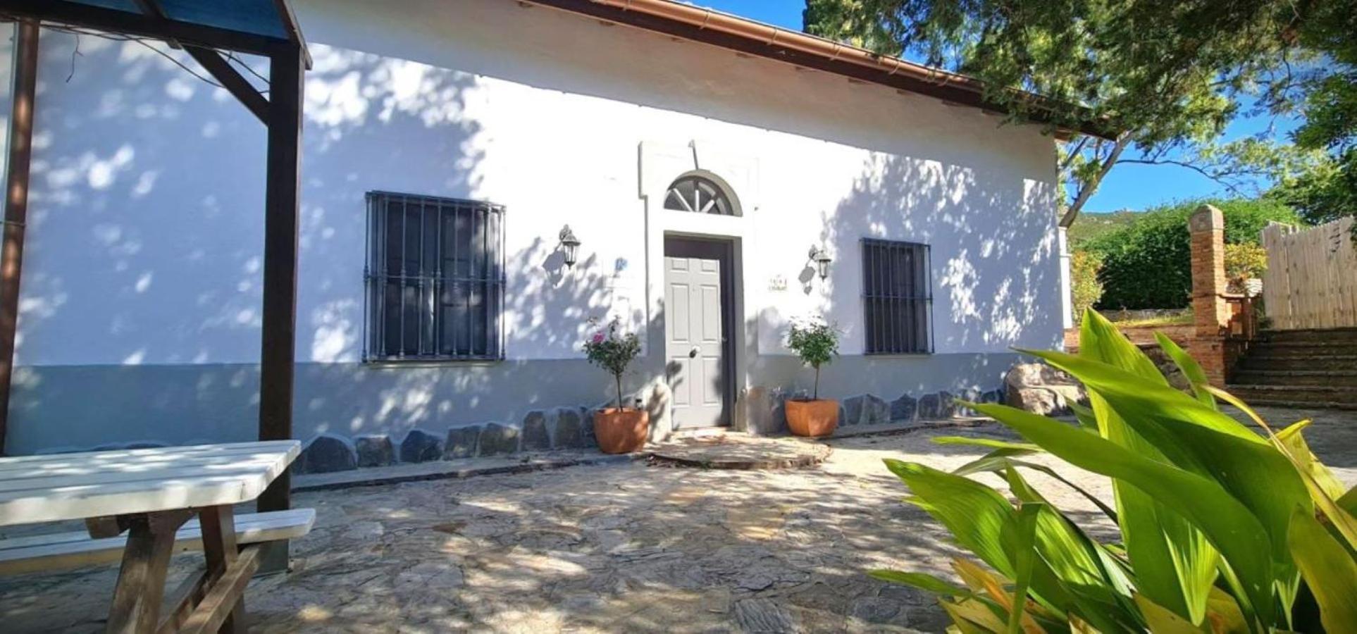 בית הארחה אלגסירס 	Complejo Rural Huerta Grande מראה חיצוני תמונה